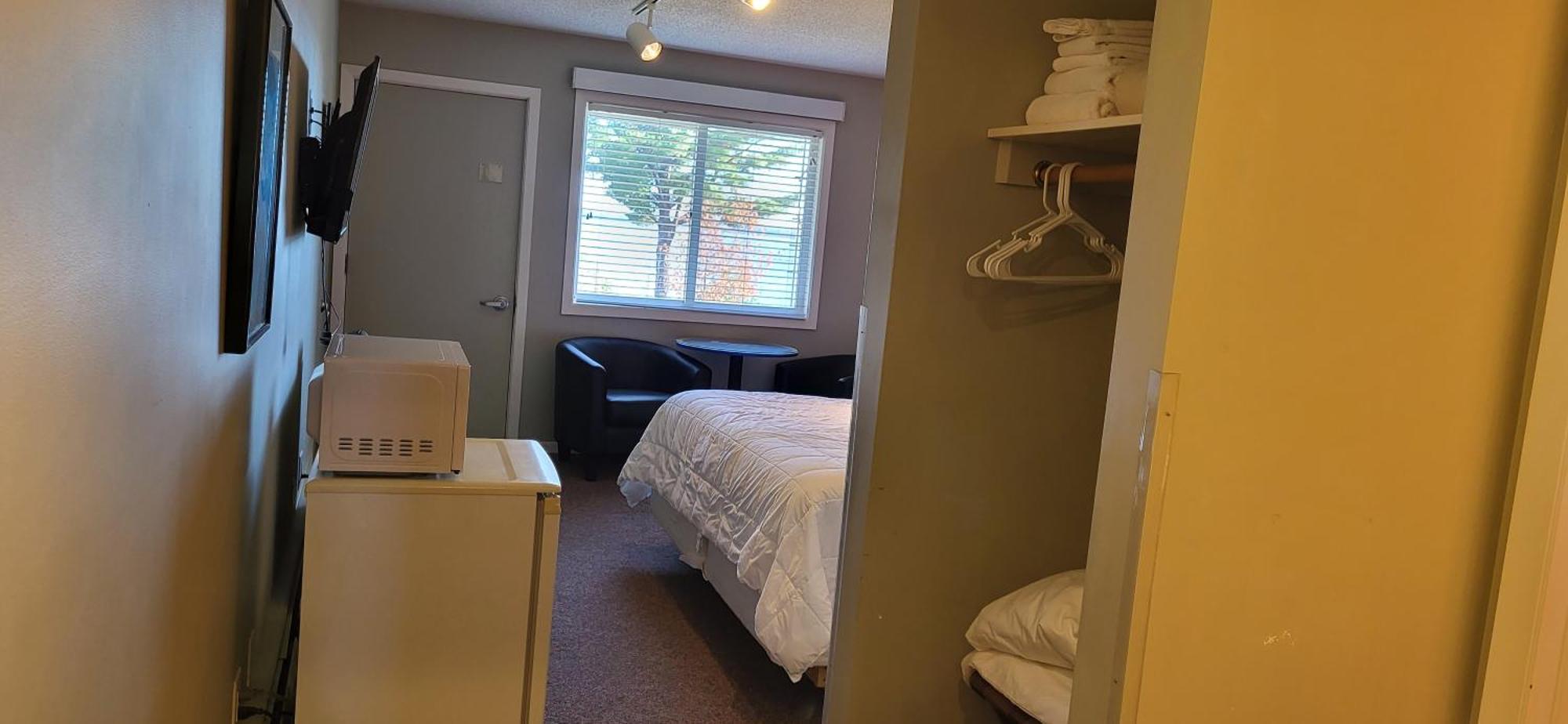 Chequamegon Lake Superior Lodge ベイフィールド エクステリア 写真