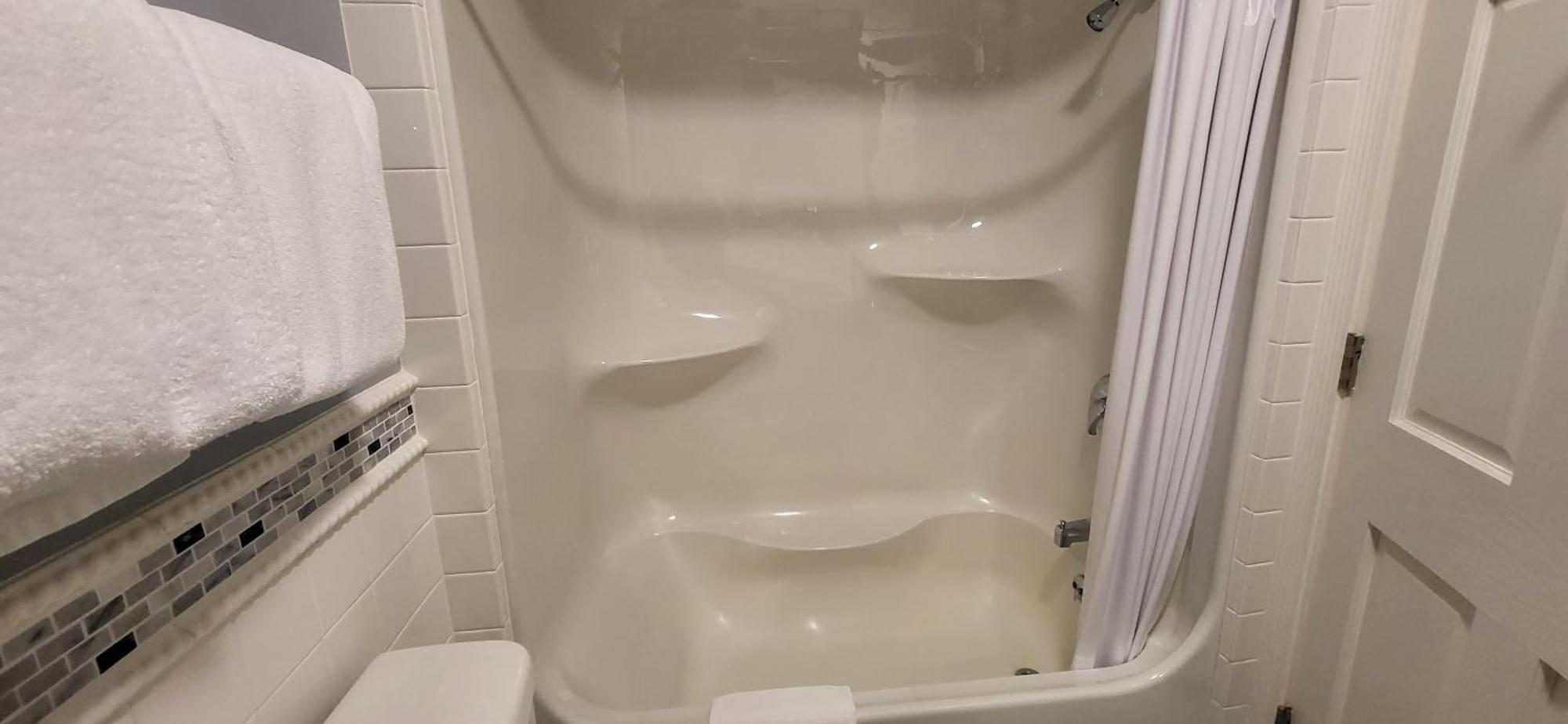Chequamegon Lake Superior Lodge ベイフィールド エクステリア 写真